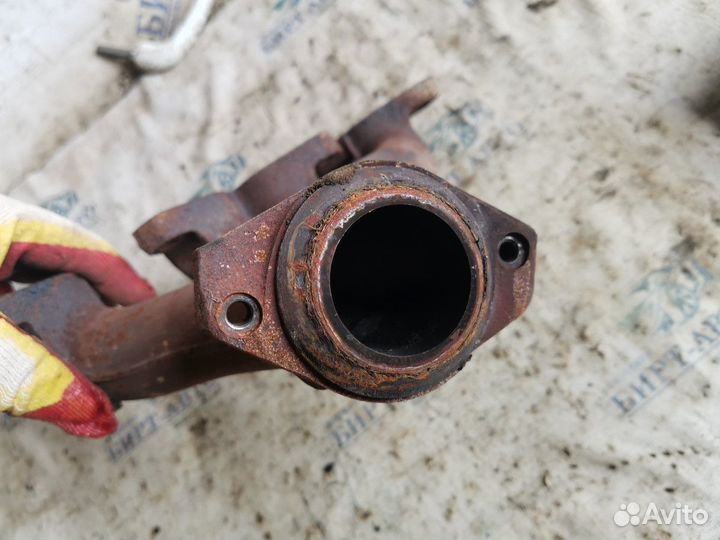 Коллектор выпускной Renault Logan I (2004—2009)