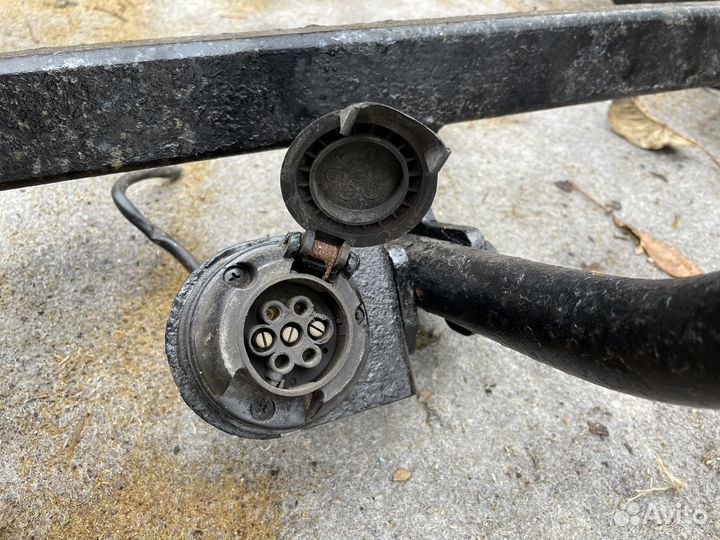 Прицепное устройство (фаркоп)