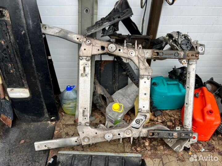 Подрамник передний Land Rover Range Rover L405