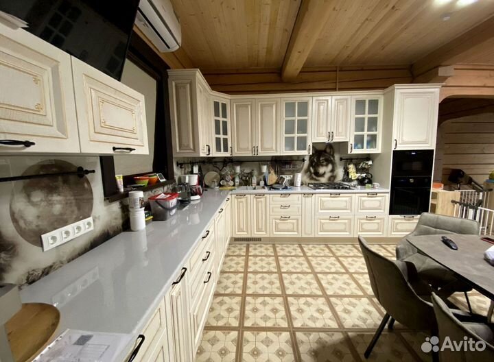 Кухня классический стиль на заказ