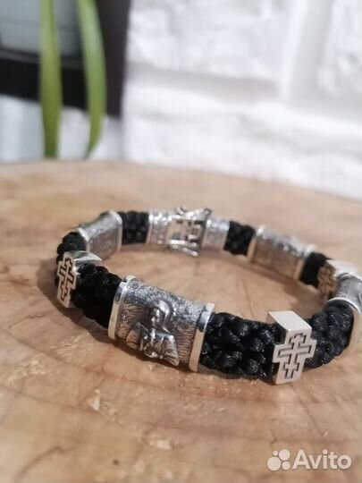 Браслет серебро на гайтане