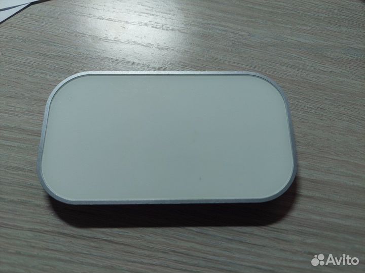 Беспроводная зарядка magik charger MO2212A-13