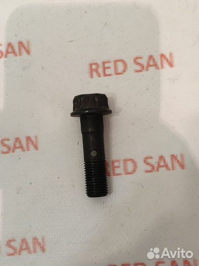 Болт распредвала Mitsubishi 4M40