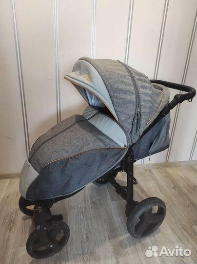 Детская коляска