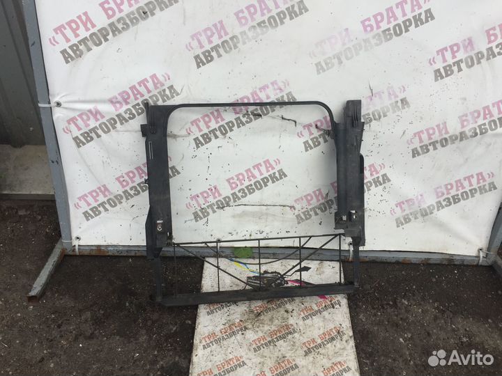 Бмв X5 Пыльник радиатора