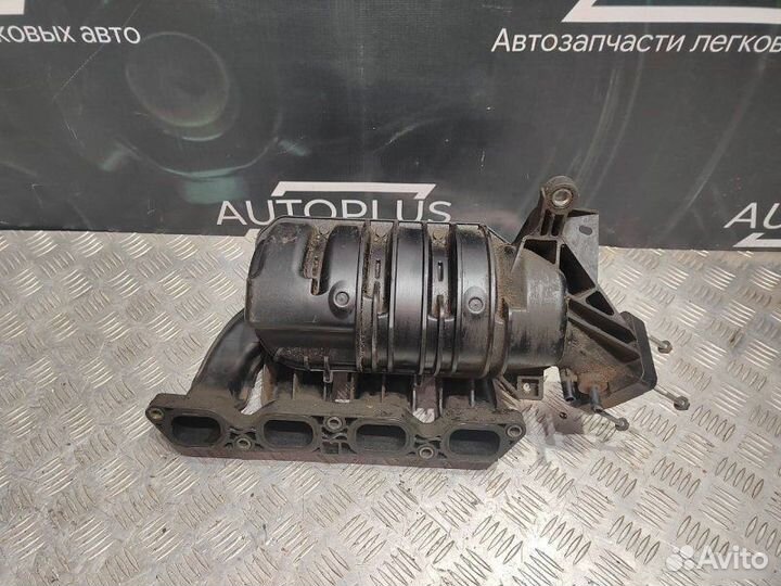 Впускной коллектор Toyota Corolla E120 3ZZ-FE