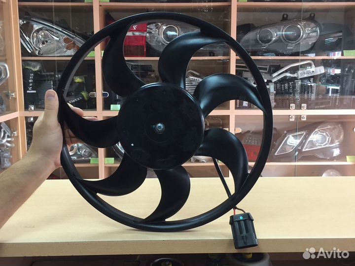 Вентилятор охлаждения Опель Астра