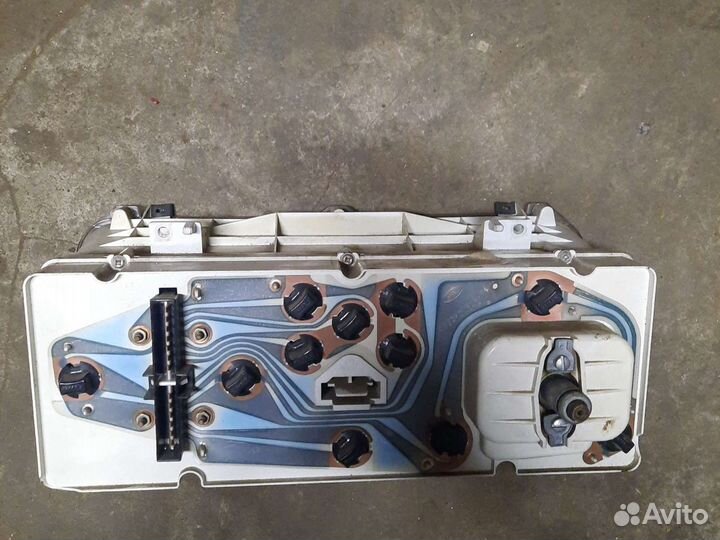 Щиток приборов Ford sierra
