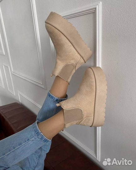 Ugg Neumel Platform Chelsea Sand
