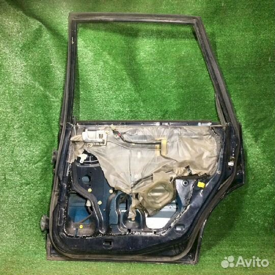 Дверь задняя правая Mitsubishi Galant E33A Синий в