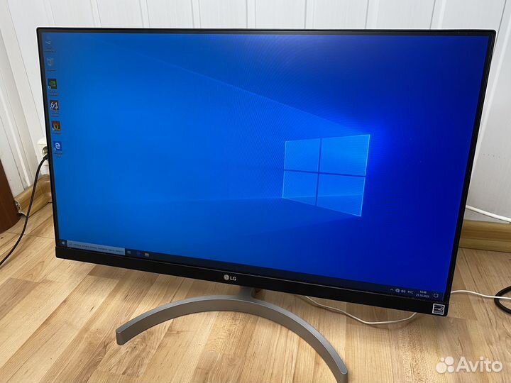 Качественный монитор 24