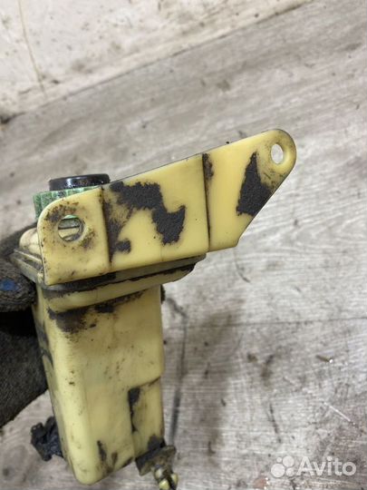 Бачок гидроусилителя Audi A6