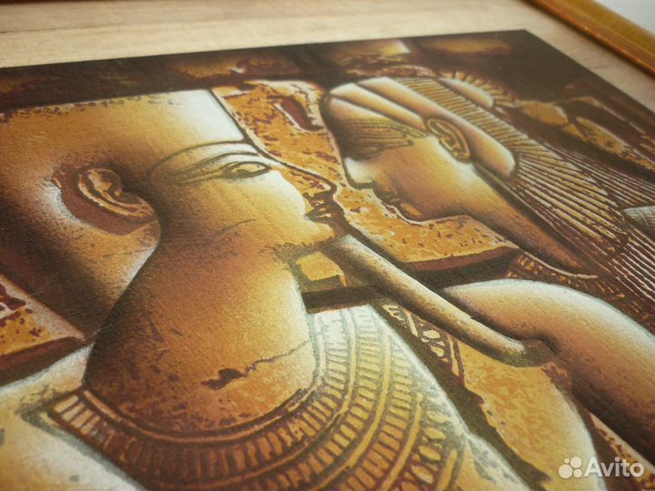 Картина на папирусе в багете