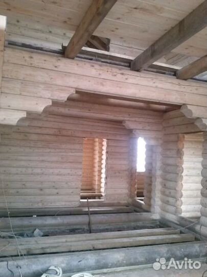 Бригада строителей