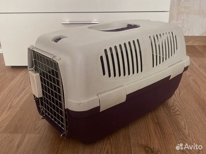 Переноска для животных пластиковая
