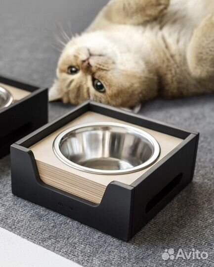 Миска для животных на подставке