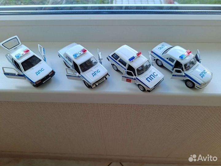 Машинки модельки