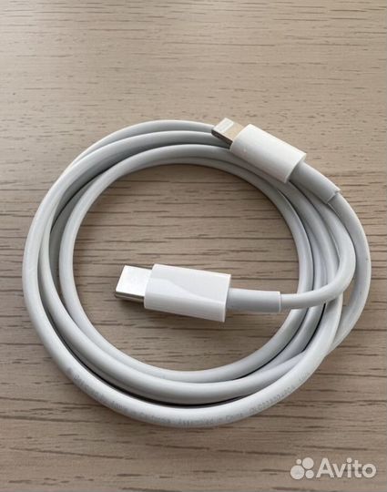 Кабель apple Type-C - Lightning