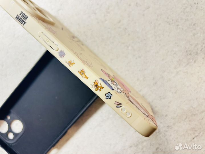 Чехол на iPhone 14 герои Disney