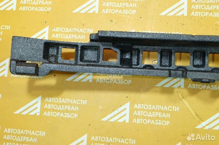 Наполнитель переднего бампера VW Passat B6