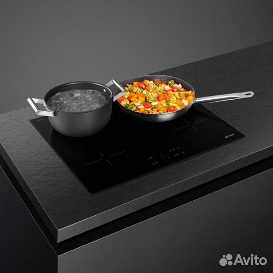 Индукционная варочная панель Samsung NZ64F3NM1AB