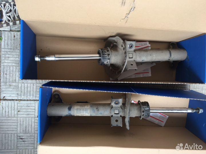 Стойки w212 A2123200513