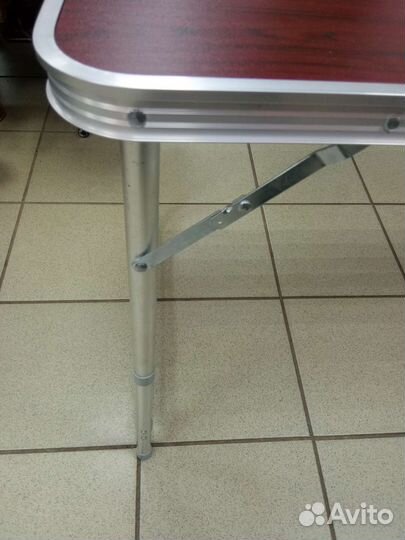 Стол- чемодан Kutbert туристический