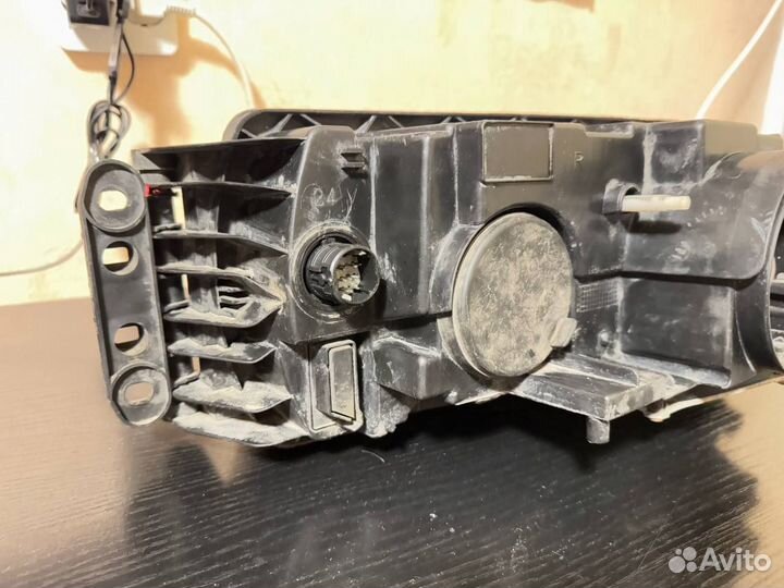 Фара передняя правая для Iveco Euro Cargo