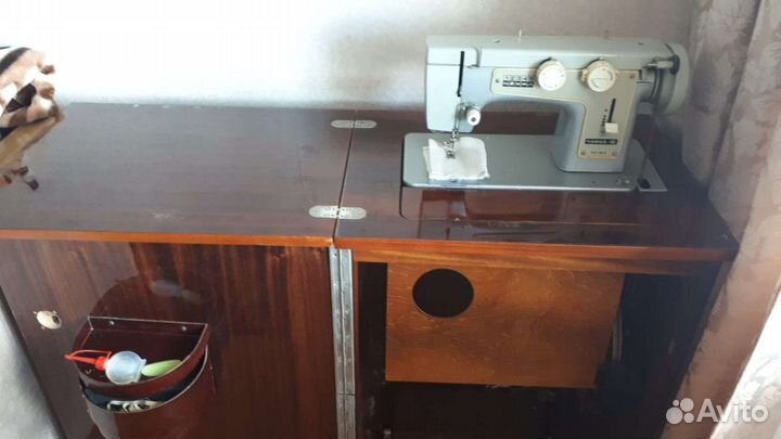 Швейная машина Чайка 3