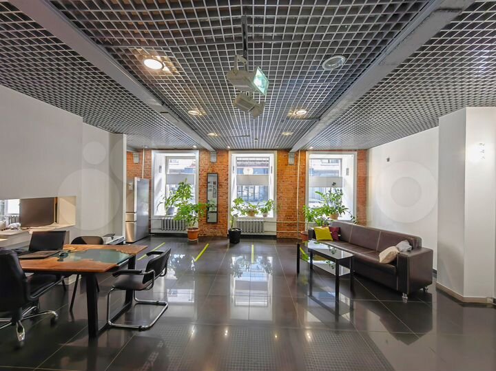 Торговая площадь, 165 м²