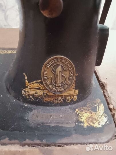 Швейная машина Singer
