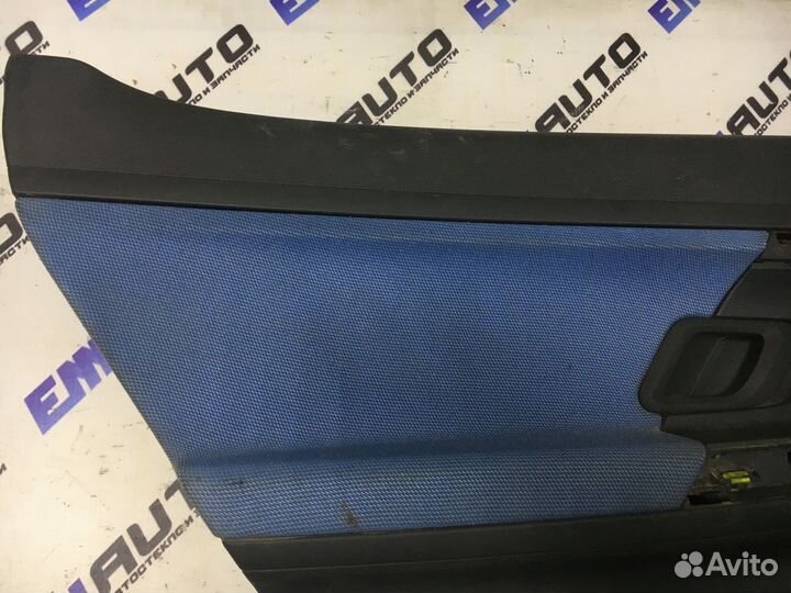 Обшивка двери задней левой Шкода Фабия 2