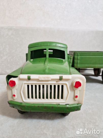 Железный грузовик СССР