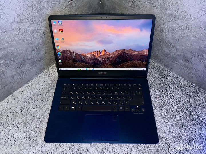 Ноутбук asus на Core i5-7200U/ 940MX/ IPS