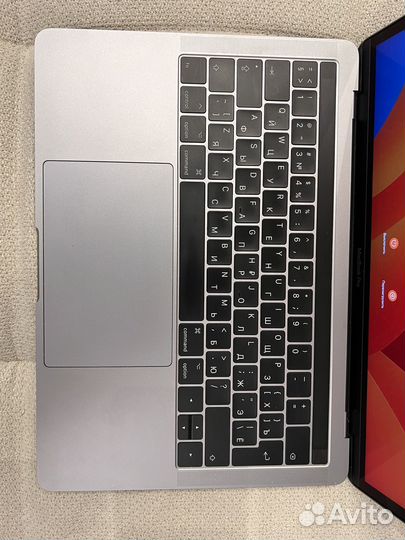 MacBook Pro 13 Touchbar 2017Core i7 3.5 16GB 512GB