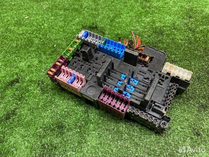 Блок предохранителей Mercedes-Benz C-Class C205