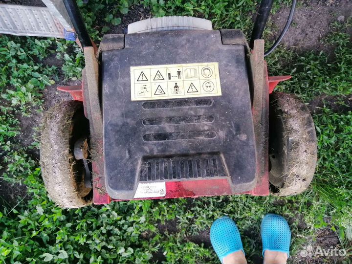 Газонокосилка электрическая