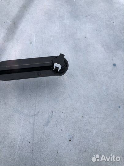 Главный цилиндр сцепления 306107623R