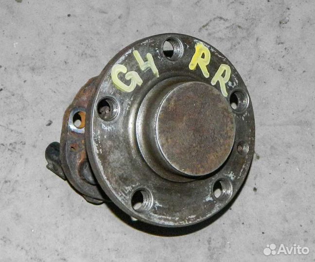 Ступица задняя VW Golf 4