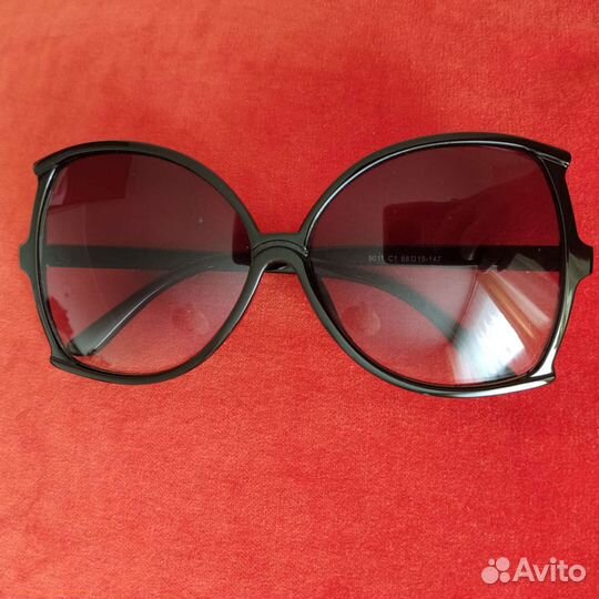 Солнцезащитные очки женские