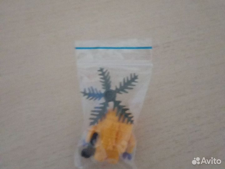 Амонг ас лего фигурка(аналог)