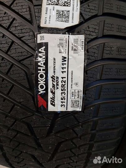 Yokohama W.Drive V905 275/40 R21 и 315/35 R21