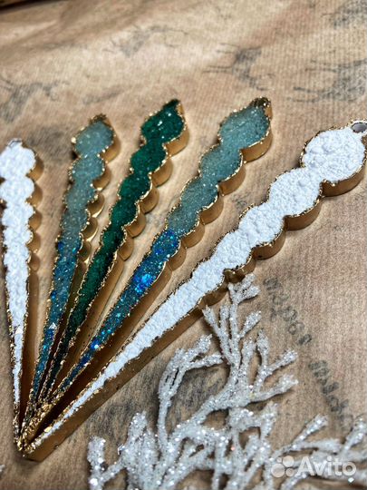 Елочные игрушки из эпоксидной смолы