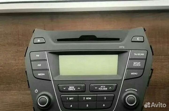 Автомагнитола AM104dmee, PA30A от Hyundai Santa Fe