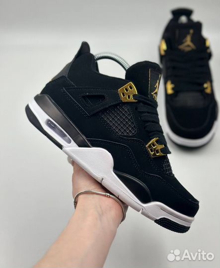 Кроссовки женские Nike Air Jordan 4 Retro black