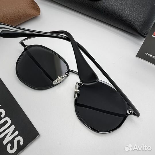 Солнцезащитные очки Ray Ban 3579