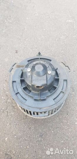 Мотор печки отопителя мазда 3 вк mazda 3 bk дефект