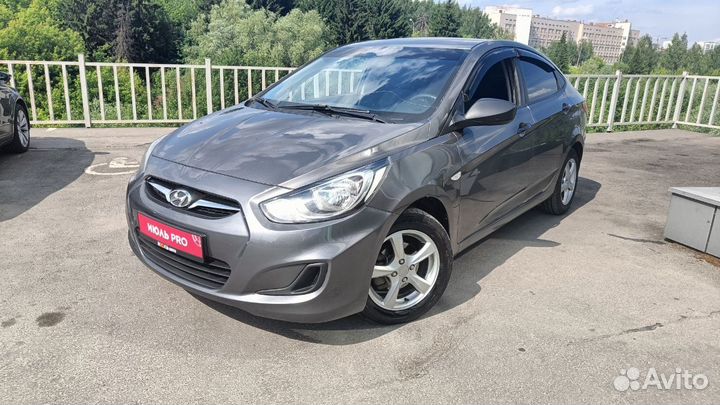 Hyundai Solaris 1.4 МТ, 2013, 100 000 км