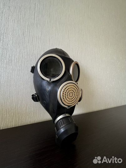 Противогаз