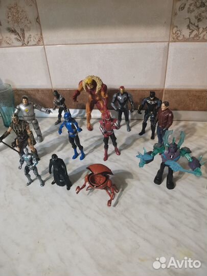 Фигурки супер герои пакетом